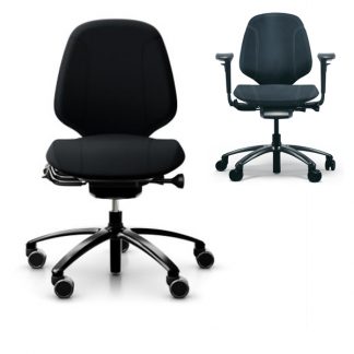 Billede af Kontorstol RH Mereo 200 er en økonomisk, ergonomisk stol, som har en rigtig god sidde komfort. Sort, slidstærk polstring. Trinløs justering.
