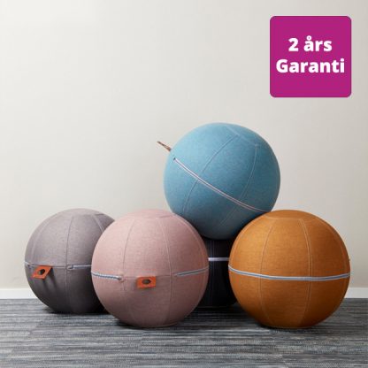Billede af Ergonomisk balancebold er et kontor sæde med indbygget pilates bold. Bolden er ikke en erstatning men et supplement til kontor- eller mødestolen. Bolden fås i to størrelser og flere farver.