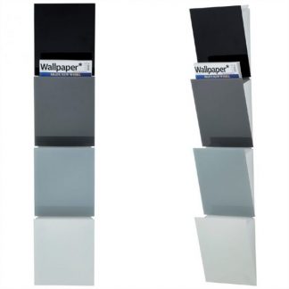 Billede af Chat Board bladholder, rent dansk design og fremstilling. Bladholderen kan nemt rumme A4 formater, og fronten er delvist magnetisk. Fremstillet i stål og hærdet sikkerhedsglas.