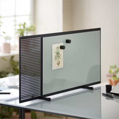Glas magnetisk bordskærm, den funktionelle skærm, som du kan skrive på, og som har filt opslagstavle på bagsiden. Også som fritstående, flytbar borddeler.