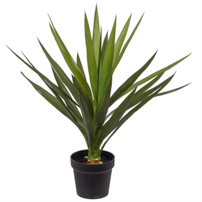 Billede af Yucca palme, en kunstig plante med et autentisk udseende. Den kan anvendes som en selvstændig dekoration i en potte eller som en integreret del af et større plante arrangement.
